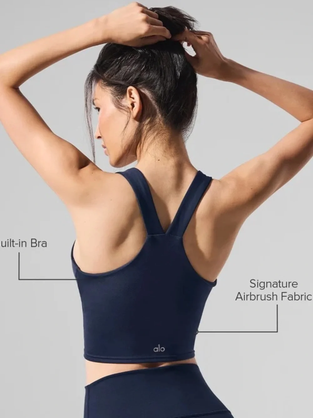 ALO Yoga Airbrush Real Bra Tank Top in Navy - S